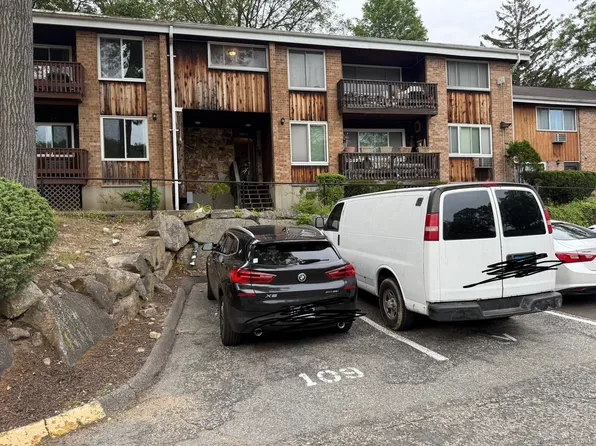 333 Vincellette Street #109, Bridgeport, CT 06606