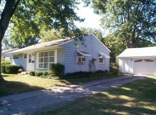 405 Randle St W, Valparaiso, IN 46383