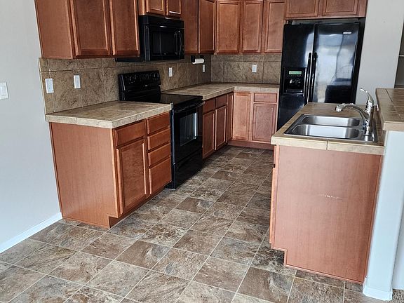 4th image of 5979 Noble Ct