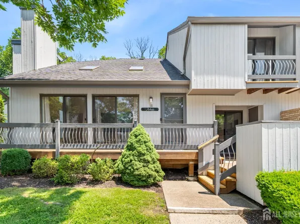 12 Arbor Ct, Monmouth Jct, NJ 08852