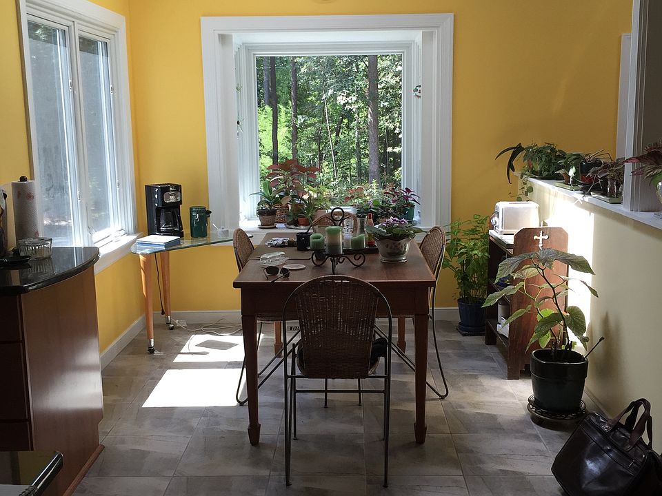2nd image of 2980 Dragana Dr