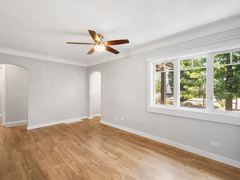 7501 E 21st Ave — Photo 3