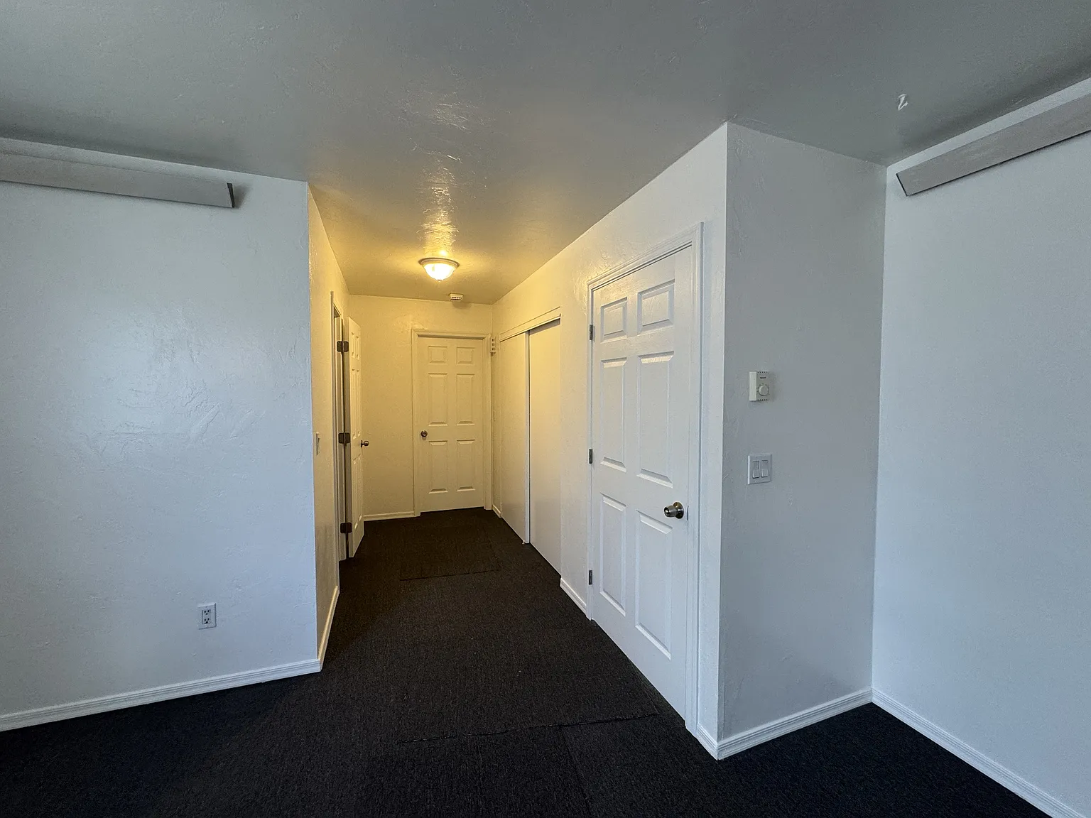 2996 North Truwood Drive - B — Photo 4