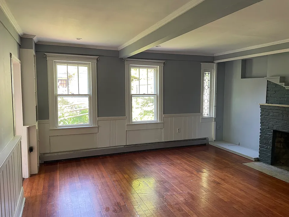 Living room south