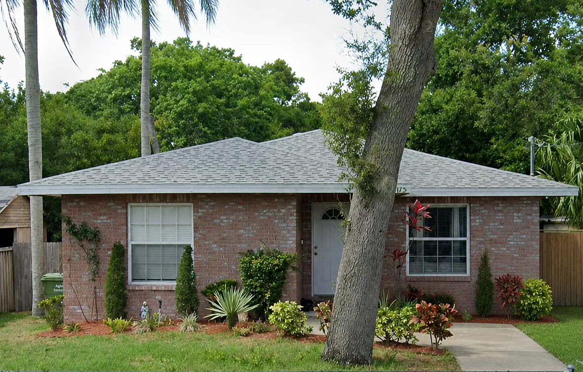 3 bed, 1527 sqft, $3,200 — Photo 1