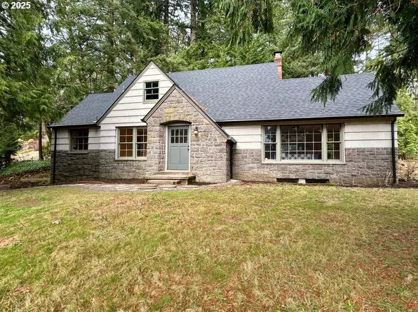 3320 SW Scholls Ferry Rd, Portland, OR 97221