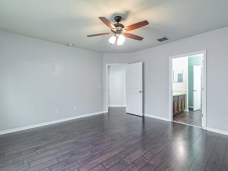 1210 Bassano Way — Photo 15