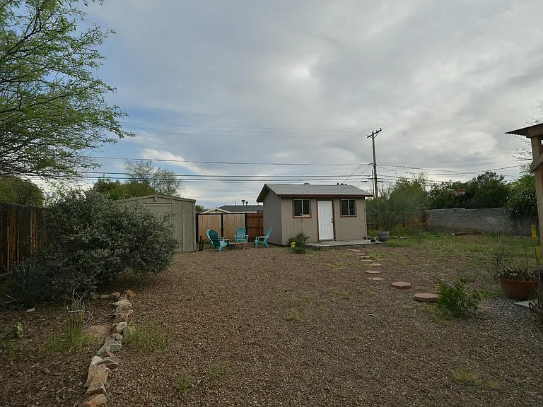 2842 E Blacklidge Dr — Photo 30
