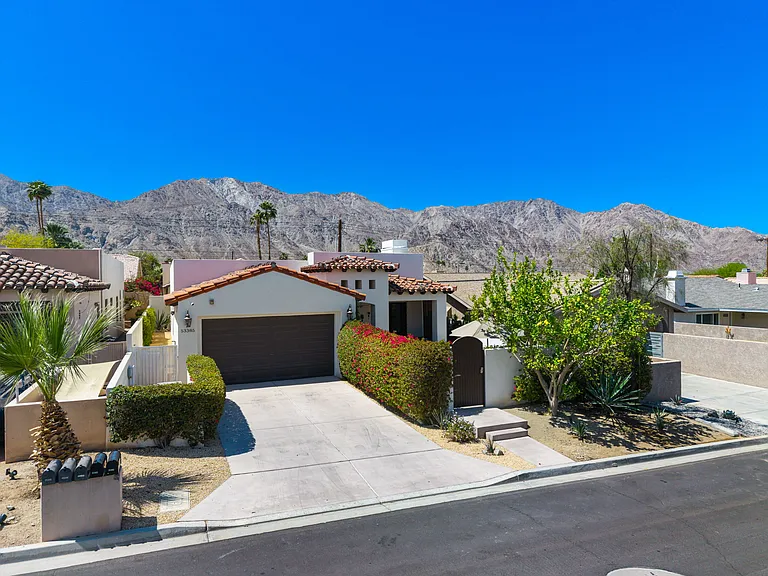 53385 Avenida Mendoza — Photo 44