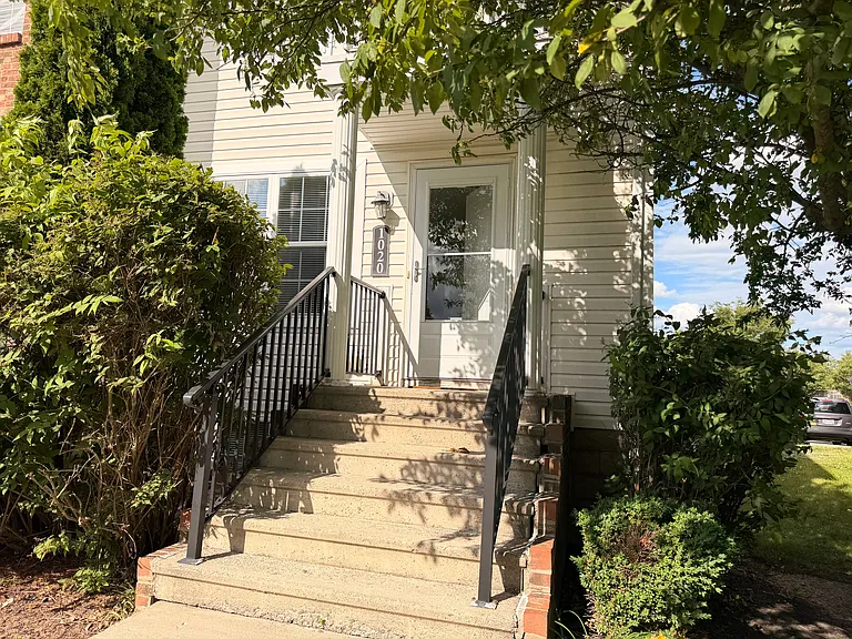1020 Hartford Village Blvd — Photo 23