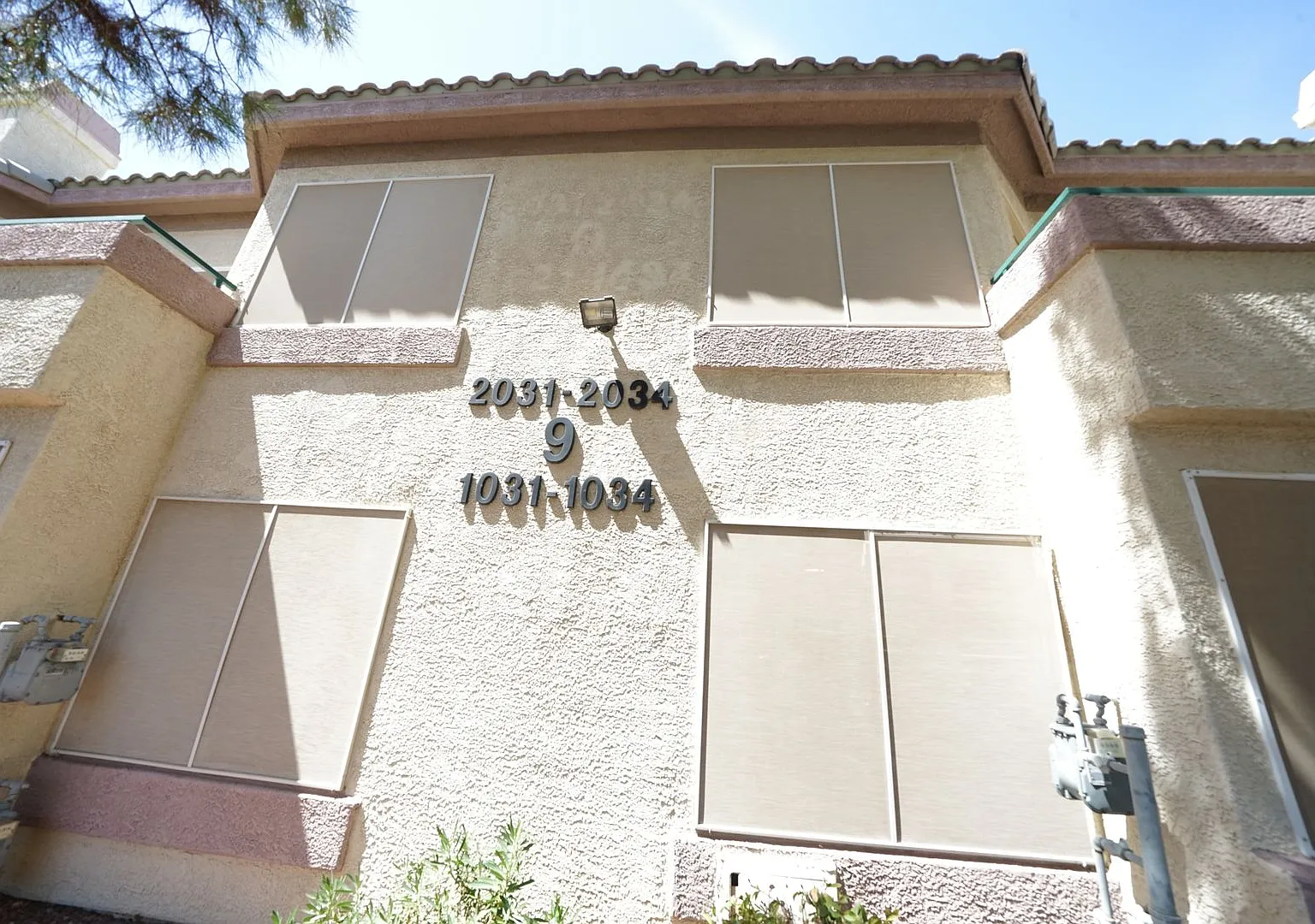 Showings Available Now — Photo 2
