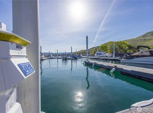 1350 W Woodin Ave #D9, Chelan, WA 98816