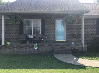 875 Sullivan Rd, Greensburg, KY 42743