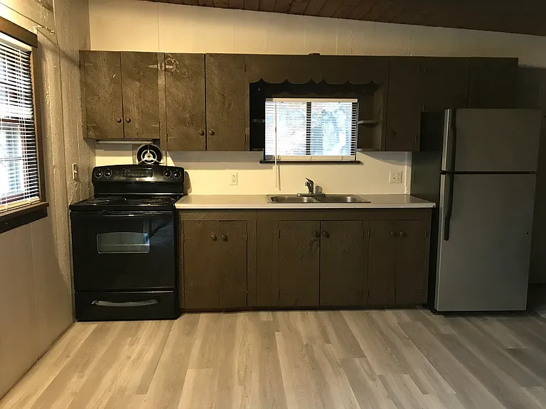 933 Conway Rd #5 — Photo 4