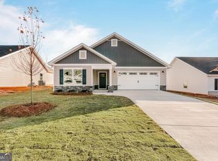 132 Red Tail Cir, Byron, GA 31008