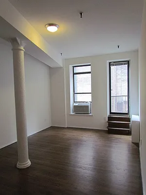 Rented by Mirador Real Estate | media 4