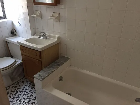 Rented by Michael Palmieri, LREB | media 22