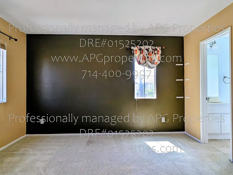 2439 N Cameo Ct — Photo 8