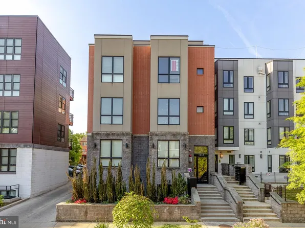 1337 K St SE #Penthouse 3, Washington, DC 20003