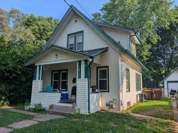 1811 Yonge St, Rockford, IL 61103