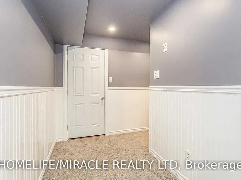 944 Dunblane Ct — Photo 28