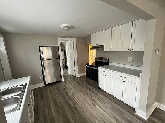 5th image of 1709 Acorn Dr