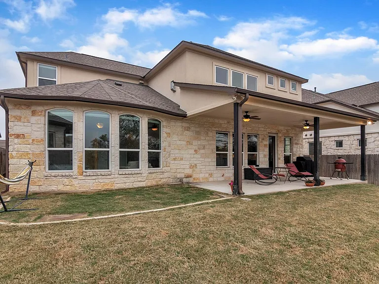 7100 Trissino Dr — Photo 27
