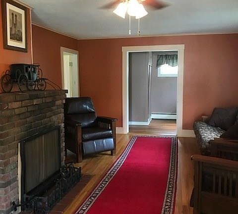 5th image of 7582 N Fitzhugh St