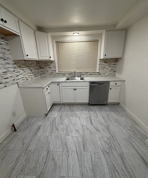 8608 Ward St — Photo 3