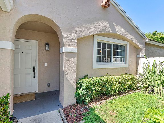 3rd image of 9800 NW 9th Court
