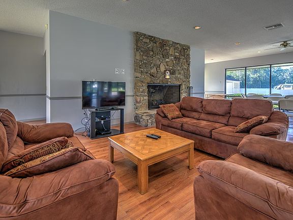 2nd image of 9100 SW 27th Ave #C014