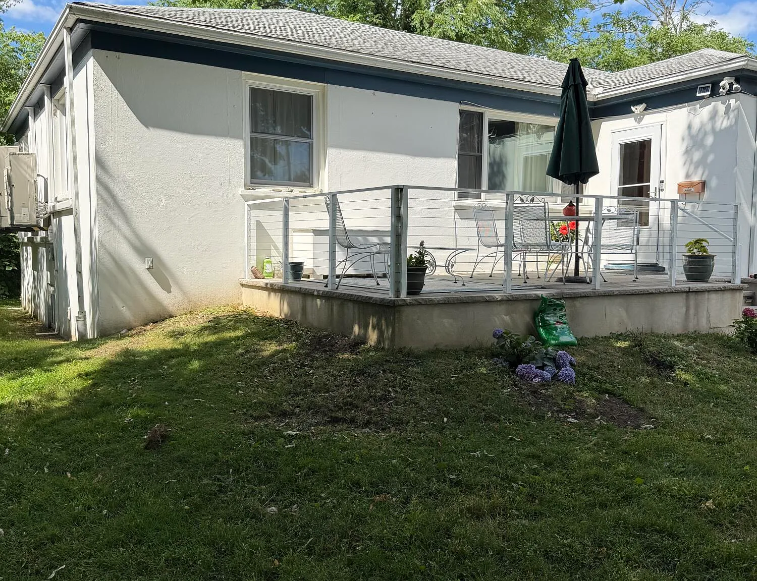 2 bed, 736 sqft, $2,000 — Photo 2