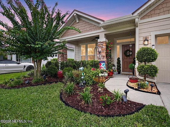 2nd image of 14750 GARDEN GATE Drive