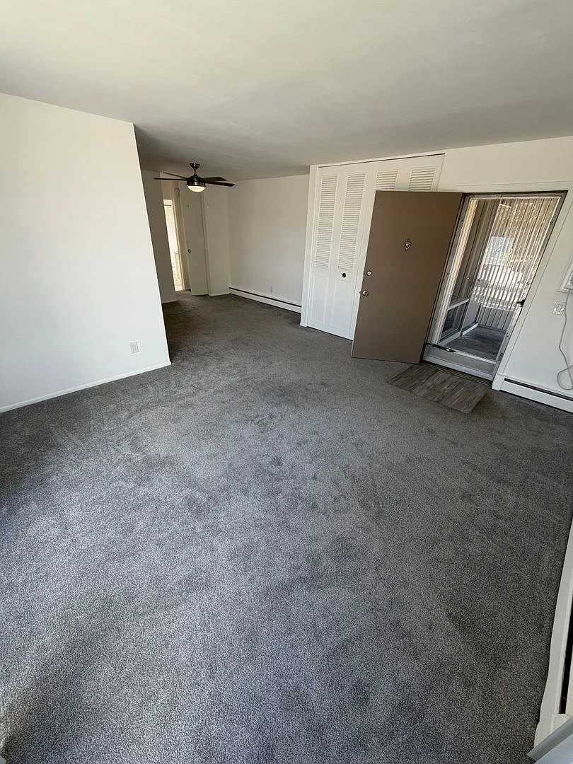 Nautical Mile One Bedroom First Floor Apartment — Photo 4