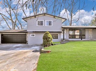 2701 Northcrest Dr, Downers Grove, IL 60516