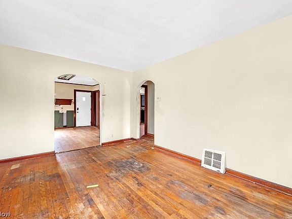 4th image of 1190 Swartz Rd