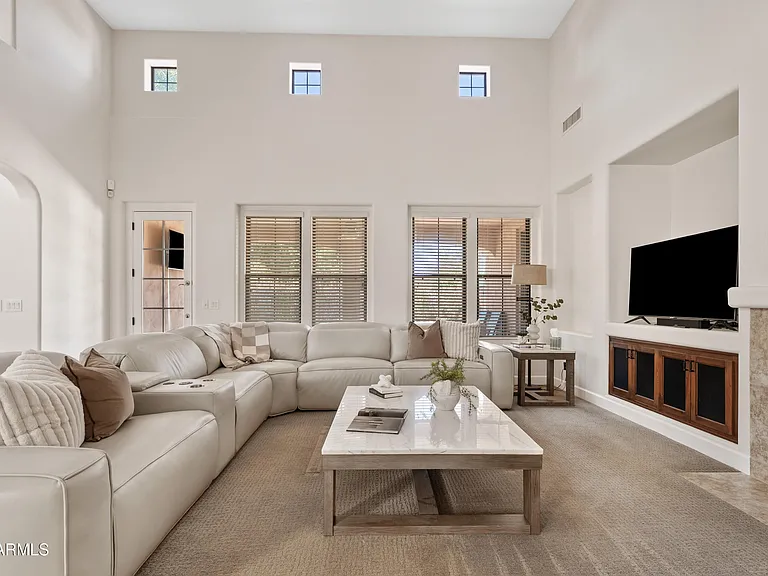 17809 N 57th Pl — Photo 3