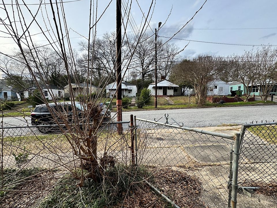 2nd image of 352 Liberty Ave