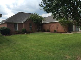 2344 Parc Pl, Florence, AL 35630