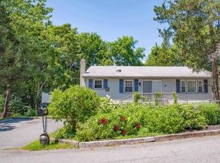 28 Lucy Ave, Tiverton, RI 02878