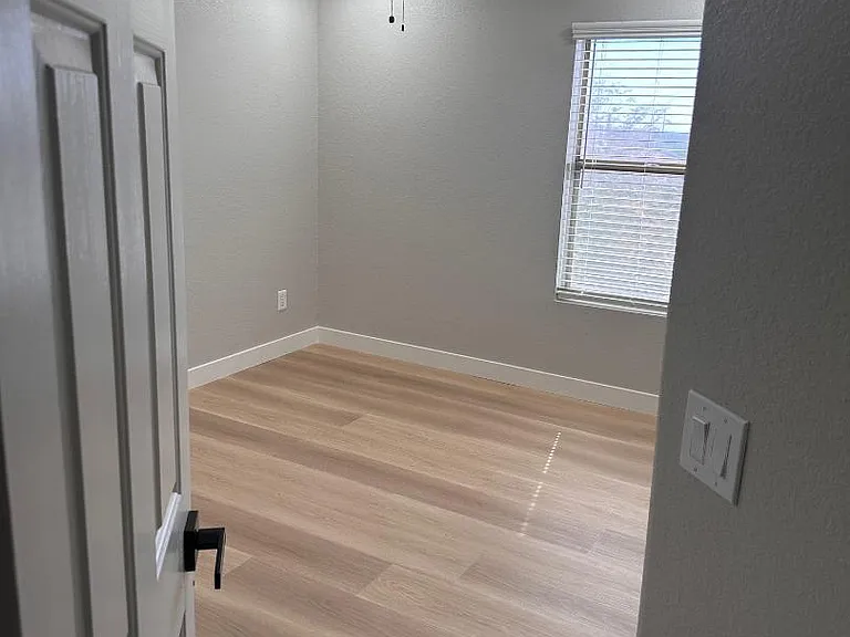 7500 E Deer Valley Rd #15 — Photo 39