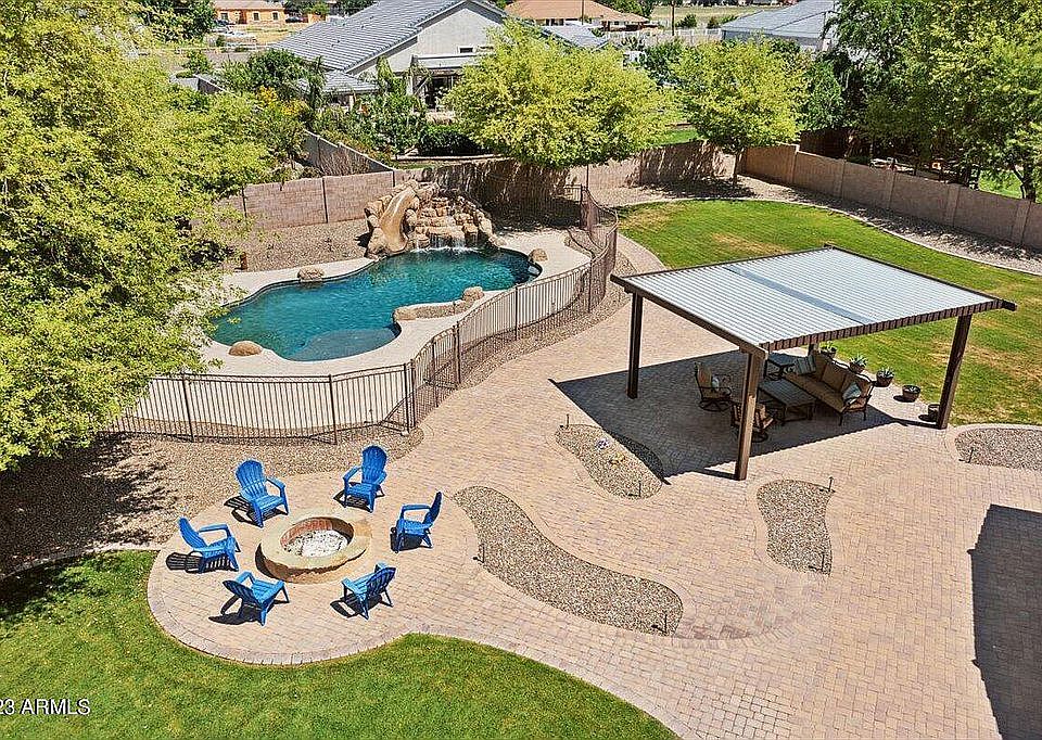 1st image of 2666 E Carob Dr