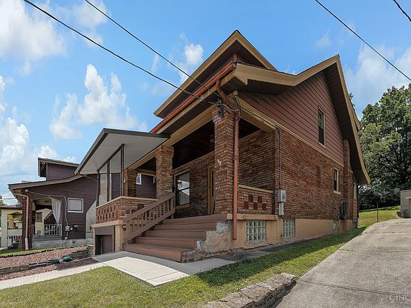3rd image of 4721 Loretta Ave