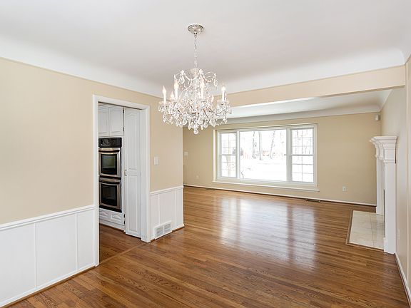 5th image of 5600 Woodland Pass