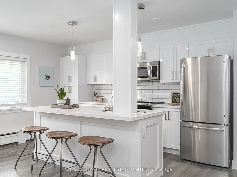 42 Cavell Ave — Photo 4