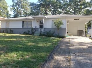 1102 Latham Ln, Longview, TX 75602