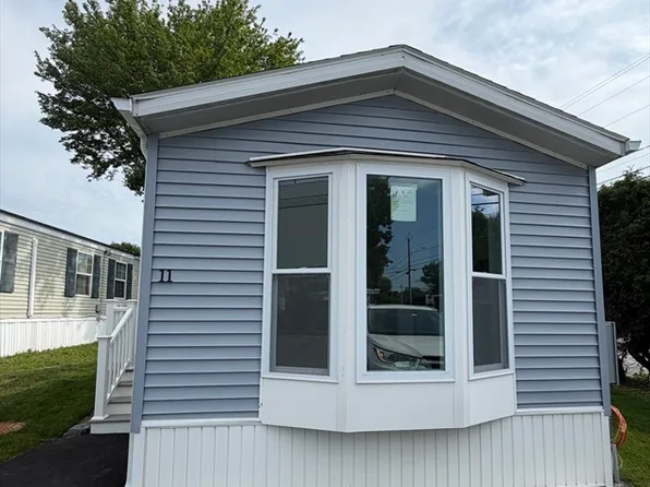 466 Newbury #11, Danvers, MA 01923