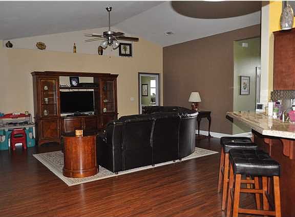 4th image of 1903 Bay Pine Cir