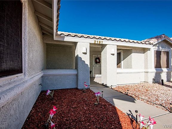 3rd image of 2191 E Emerald River Cir