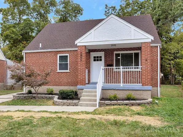 2035 Carpenter Dr, Cincinnati, OH 45239